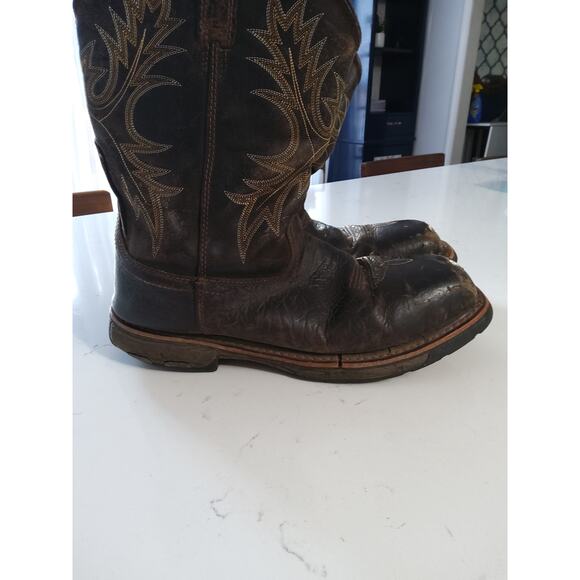 Ariat Men's Workhog Boots leather composite toe Waterproof size 11 Used - Picture 4 of 8